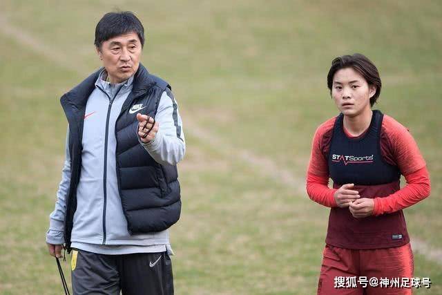 前凯尔特人球员谈塔图姆与布朗的关系与交易决策